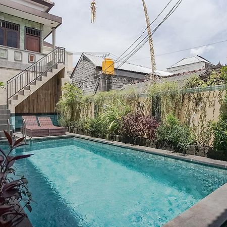 Taxa Uma Guest House Kuta  Exterior photo