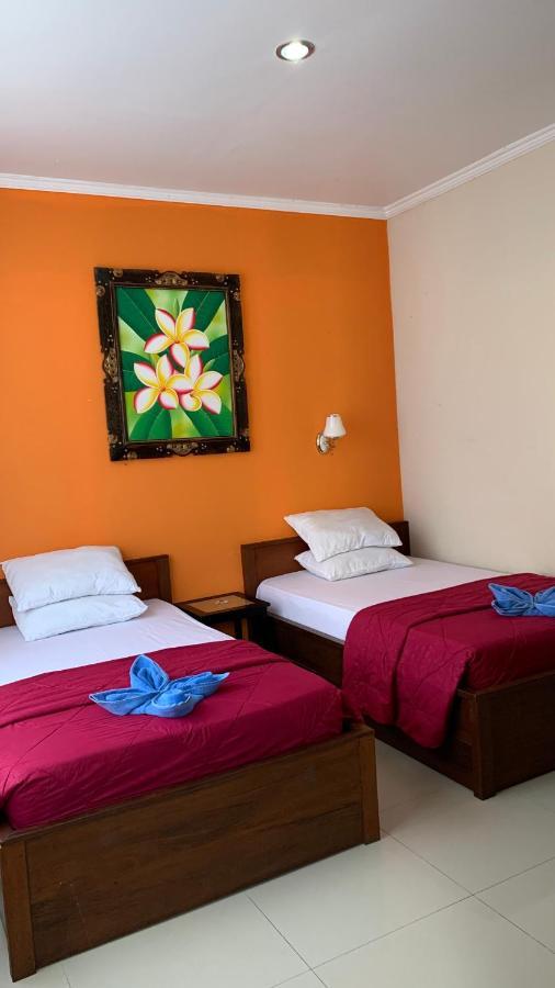 Taxa Uma Guest House Kuta  Exterior photo
